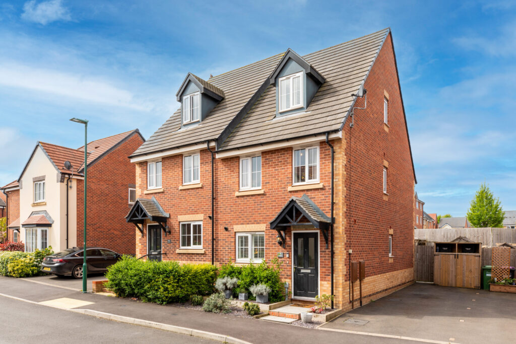 Property-Photographer-Telford